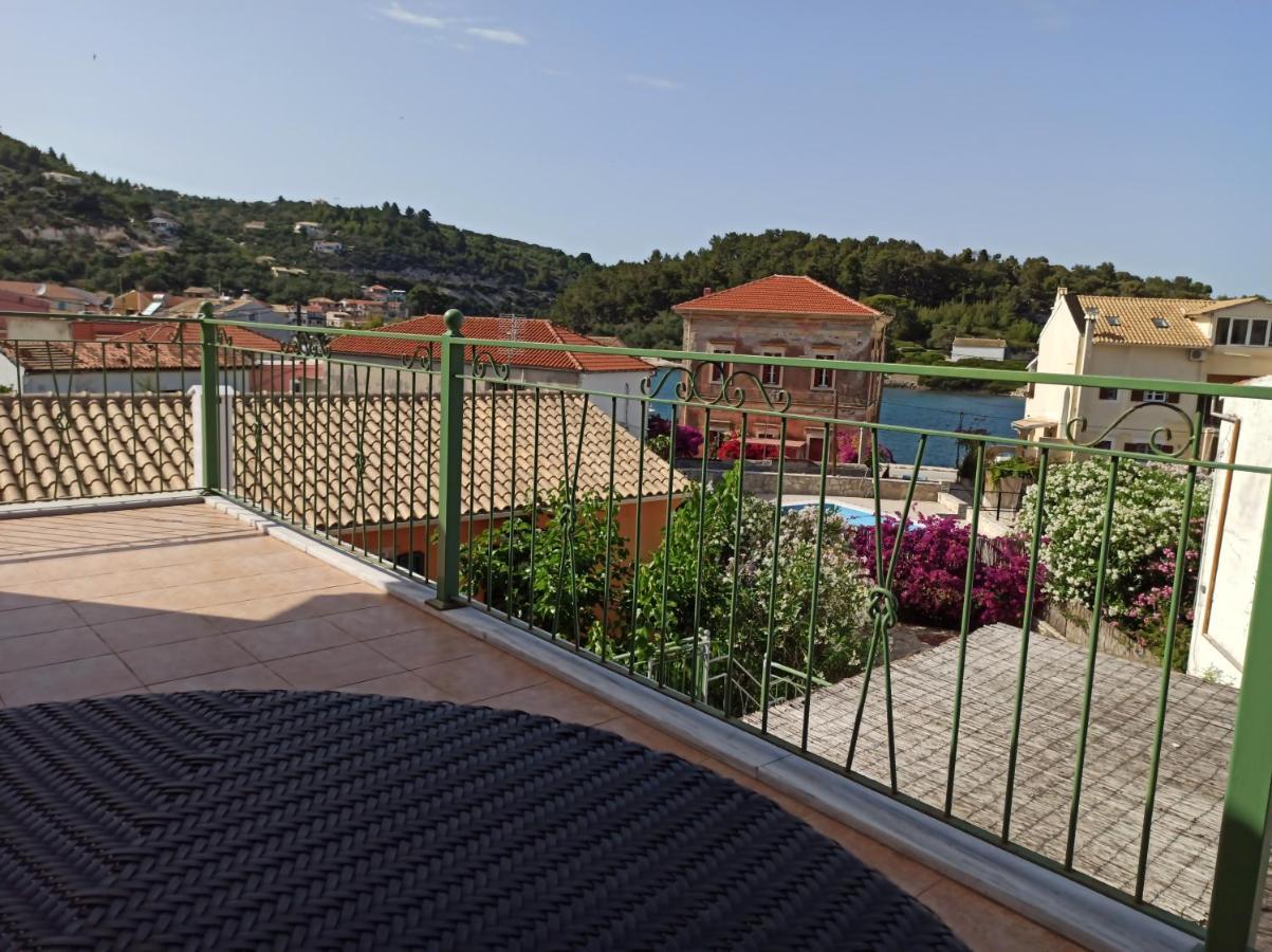 Avra Villa Gaios Bagian luar foto