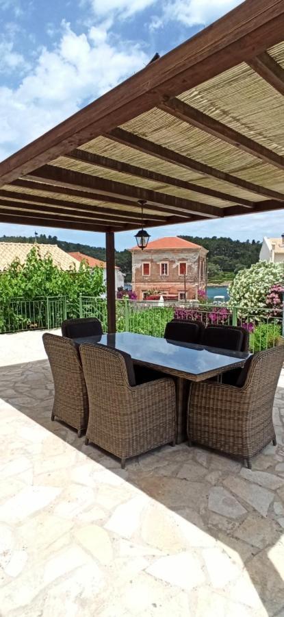 Avra Villa Gaios Bagian luar foto