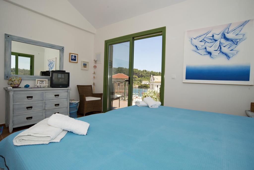 Avra Villa Gaios Ruang foto